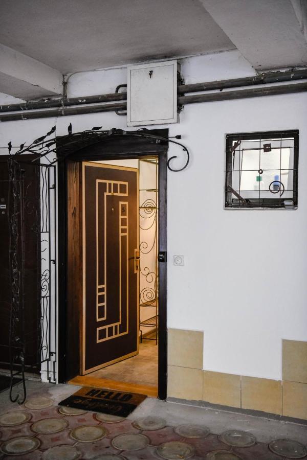 Studio 5, apartman sa parkingom, centar Obrenovca Obrenovac  Exteriör bild