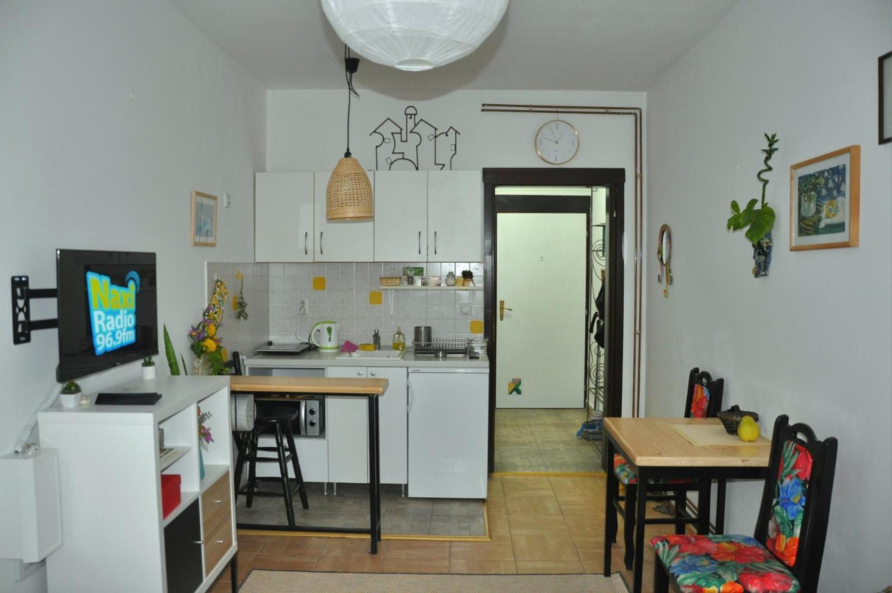 Studio 5, apartman sa parkingom, centar Obrenovca Obrenovac  Exteriör bild