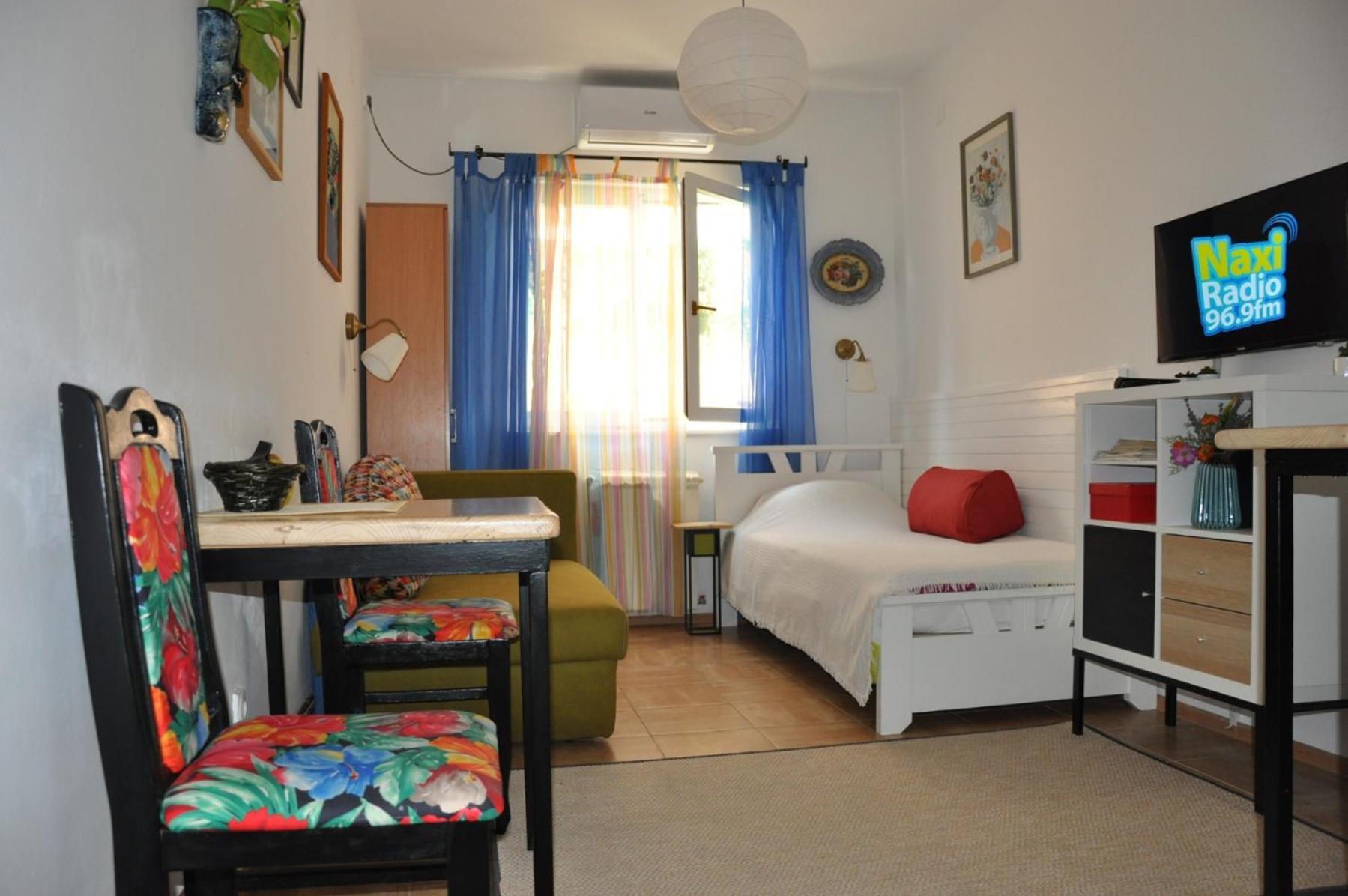 Studio 5, apartman sa parkingom, centar Obrenovca Obrenovac  Exteriör bild